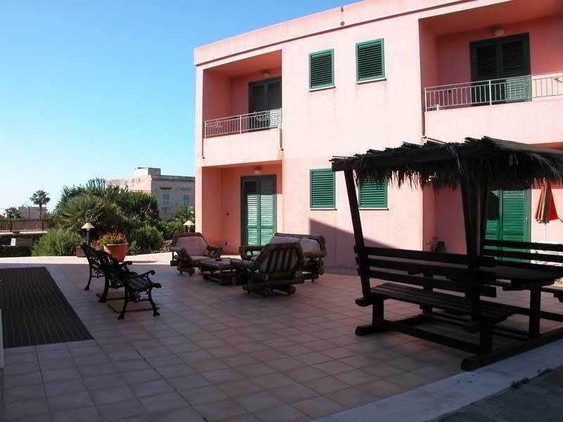 Casa Vacanze Perla Rosa Pantelleria Exterior foto